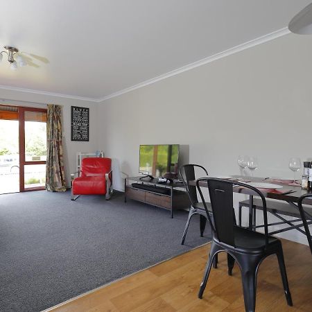 Mokonui Cottage - Te Anau Holiday Home Eksteriør billede