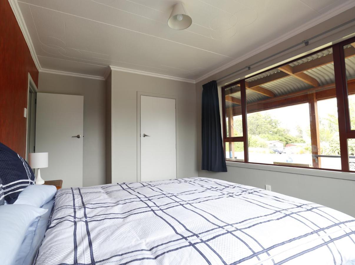 Mokonui Cottage - Te Anau Holiday Home Eksteriør billede