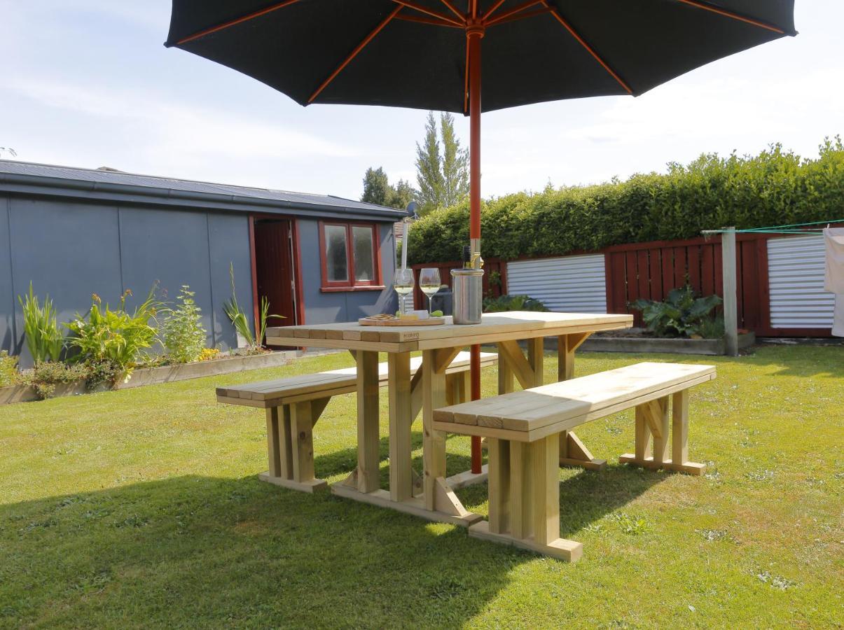 Mokonui Cottage - Te Anau Holiday Home Eksteriør billede